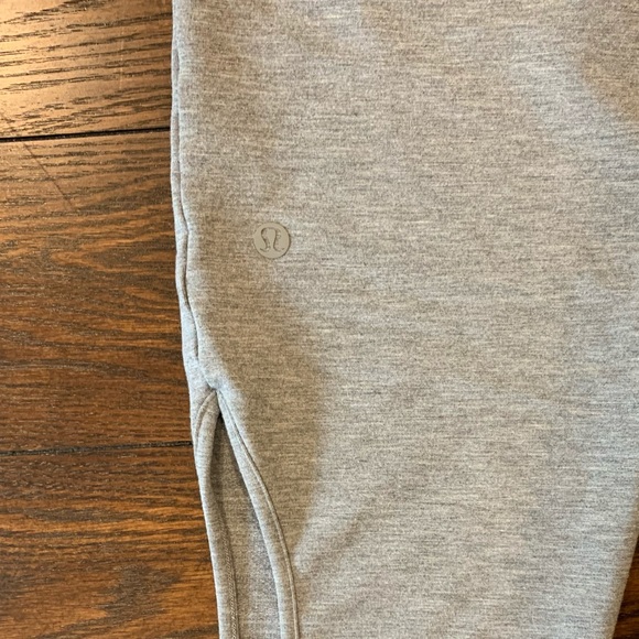 Lululemon joggers - Picture 3 of 5